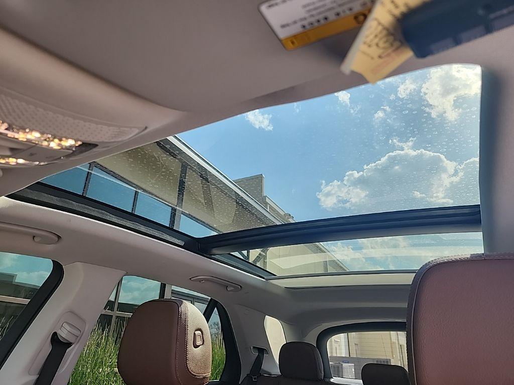 used 2024 Mercedes-Benz GLE 450 car, priced at $61,194