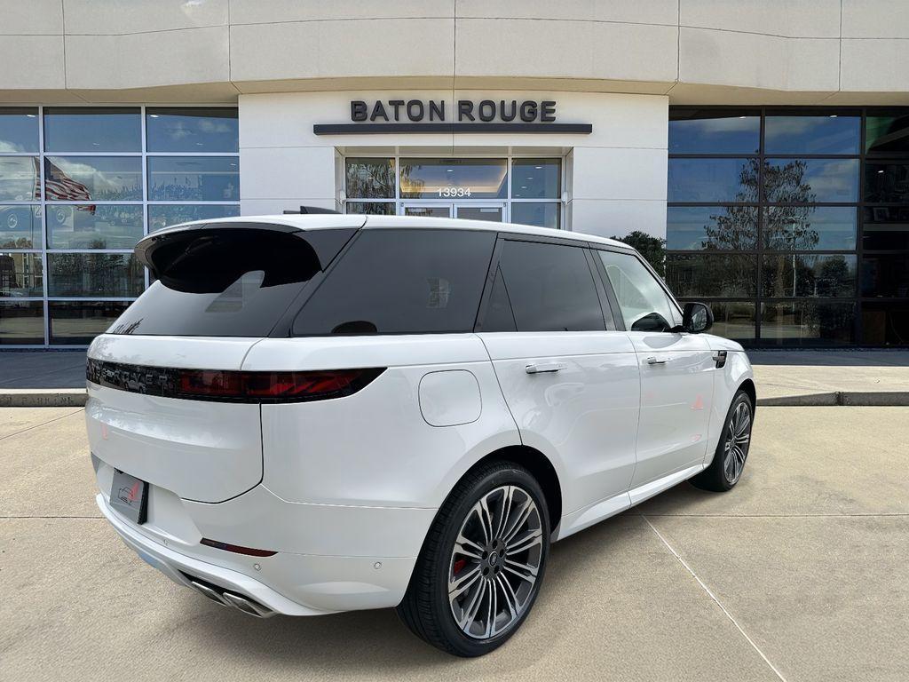 new 2025 Land Rover Range Rover Sport car, priced at $126,305
