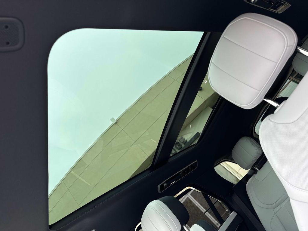 new 2025 Land Rover Range Rover Sport car, priced at $126,305