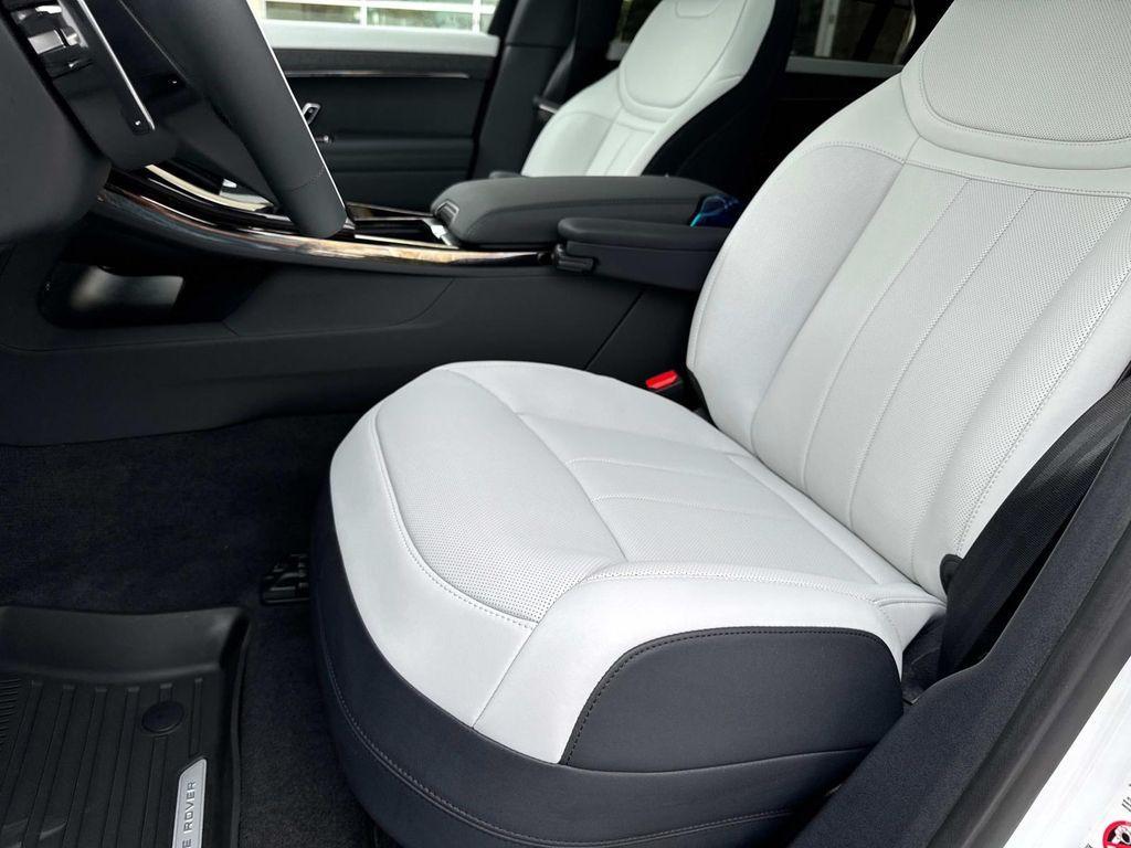 new 2025 Land Rover Range Rover Sport car, priced at $126,305