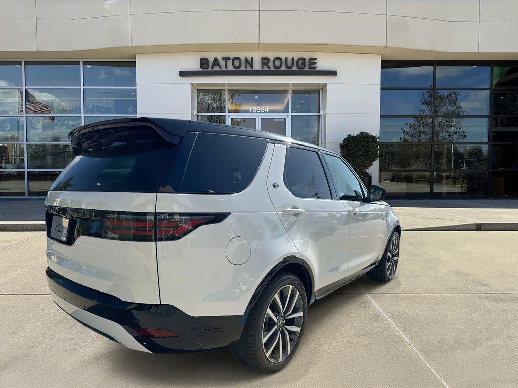 new 2025 Land Rover Discovery car, priced at $73,903
