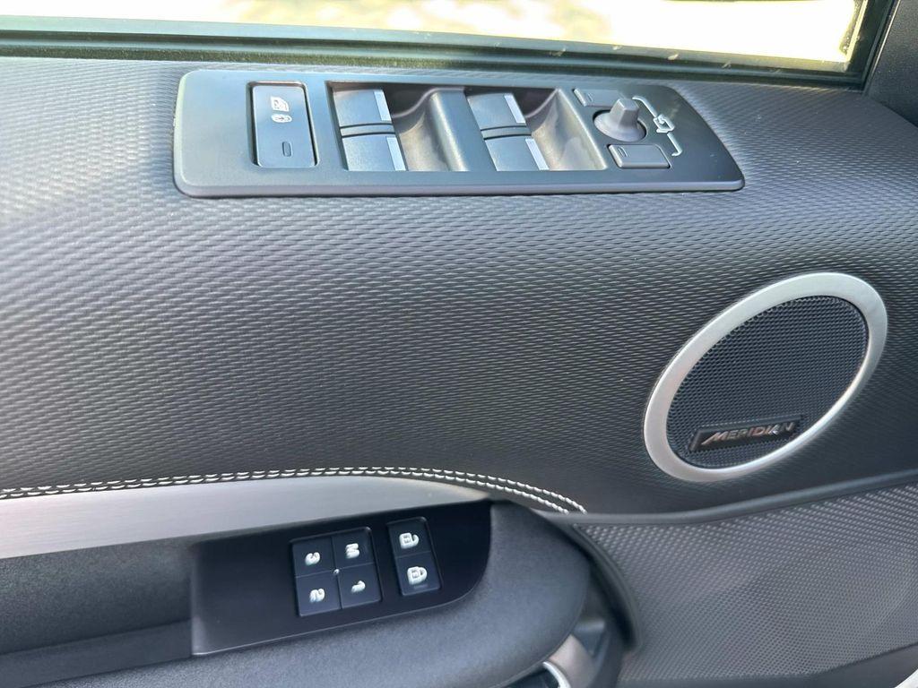 new 2025 Land Rover Discovery car, priced at $73,903