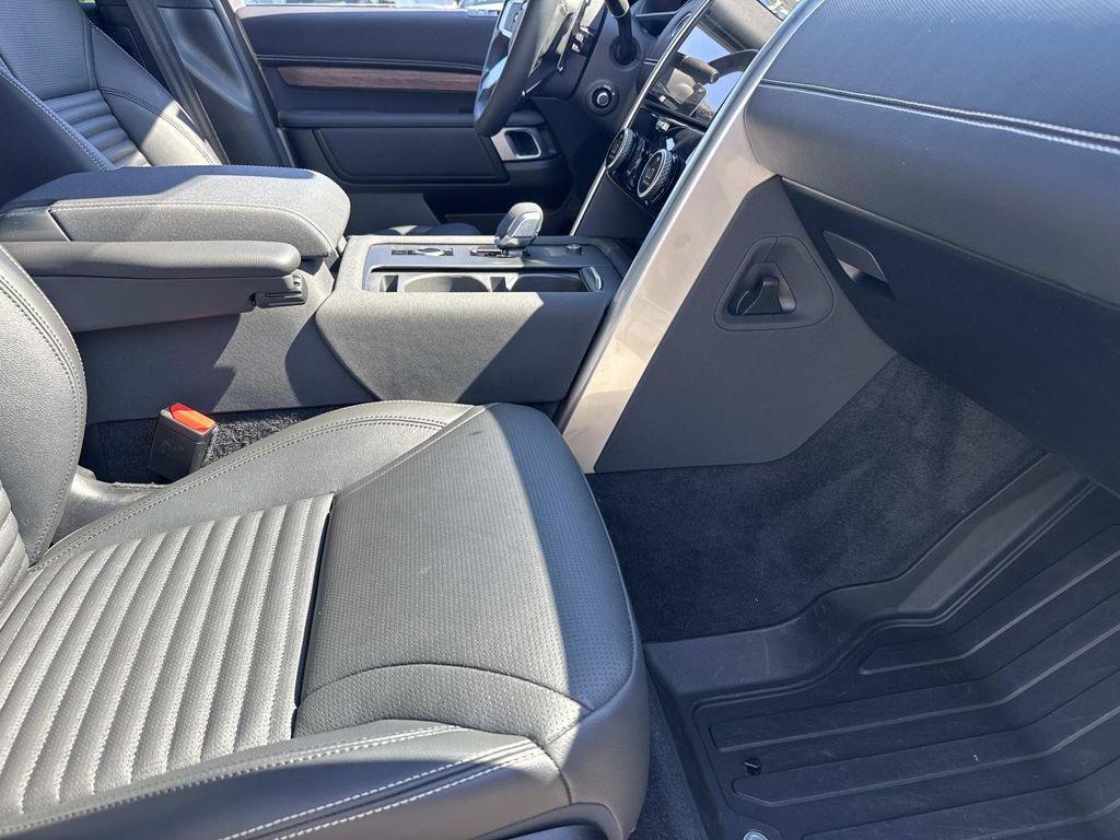 used 2025 Land Rover Discovery car, priced at $62,592