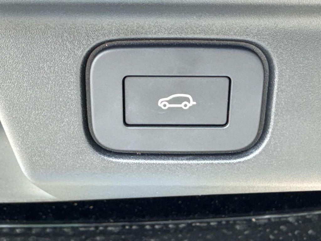 used 2025 Land Rover Range Rover car, priced at $109,121