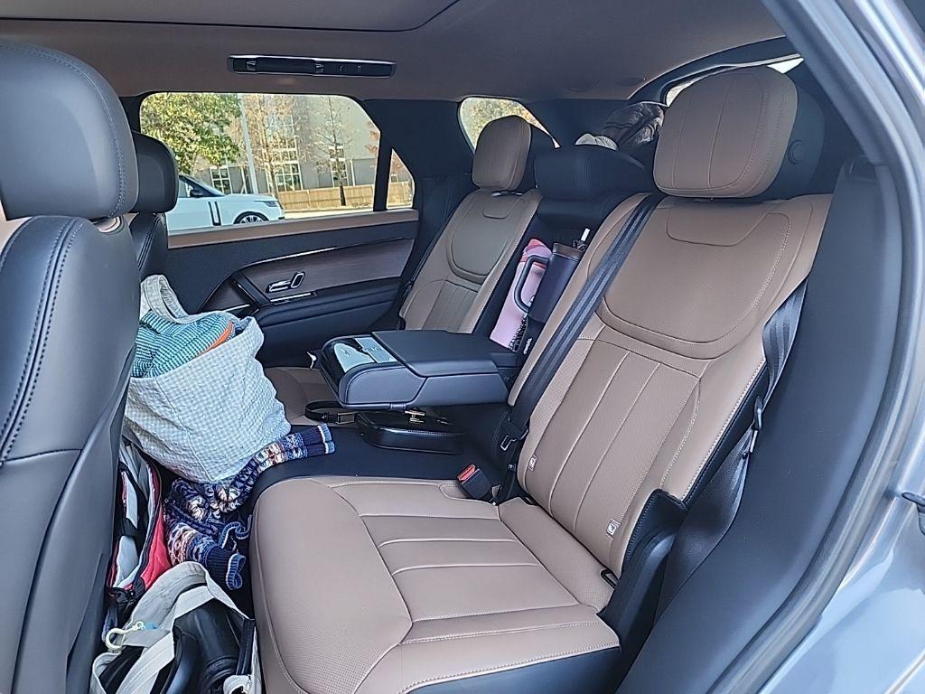 used 2023 Land Rover Range Rover Sport car, priced at $65,952