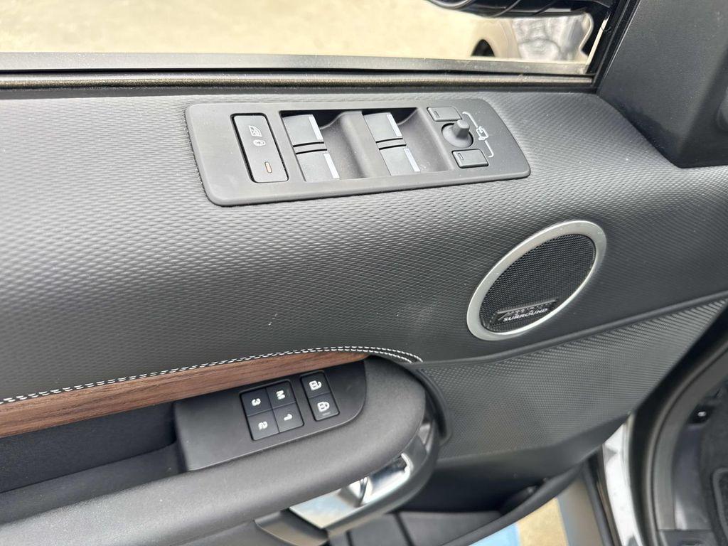 used 2025 Land Rover Discovery car, priced at $62,798