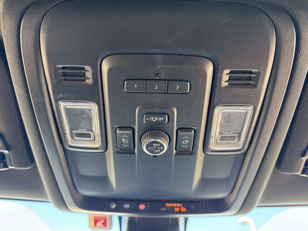 used 2022 Chevrolet Suburban car, priced at $39,242