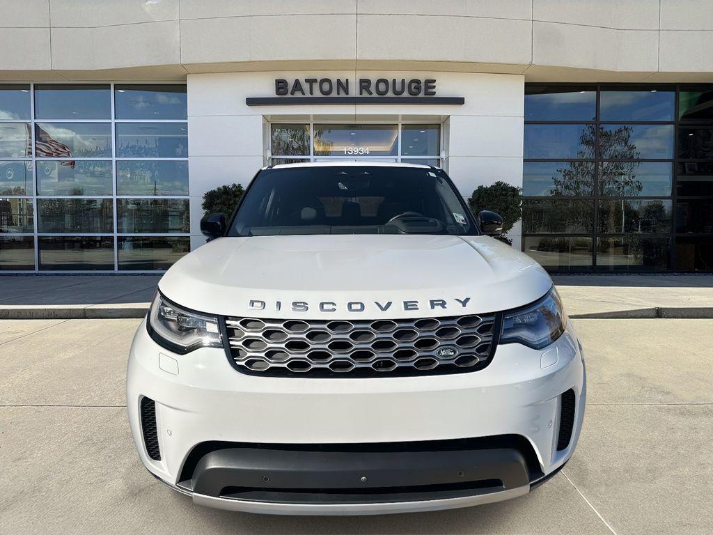used 2025 Land Rover Discovery car, priced at $51,998