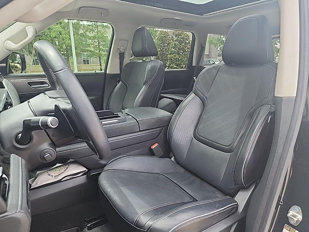 used 2025 INFINITI QX80 car, priced at $72,489