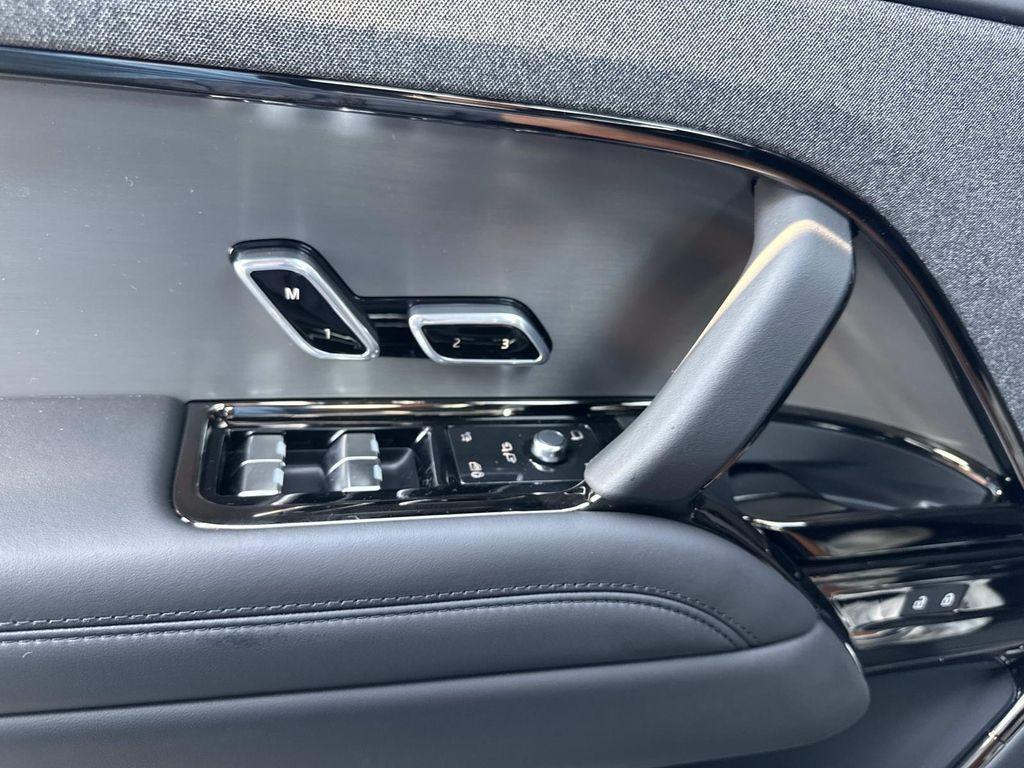 new 2025 Land Rover Range Rover Sport car, priced at $91,530