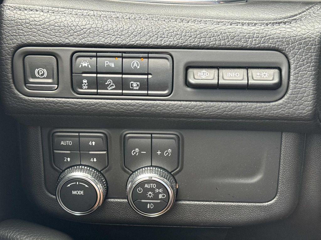 used 2024 GMC Yukon XL car, priced at $71,470