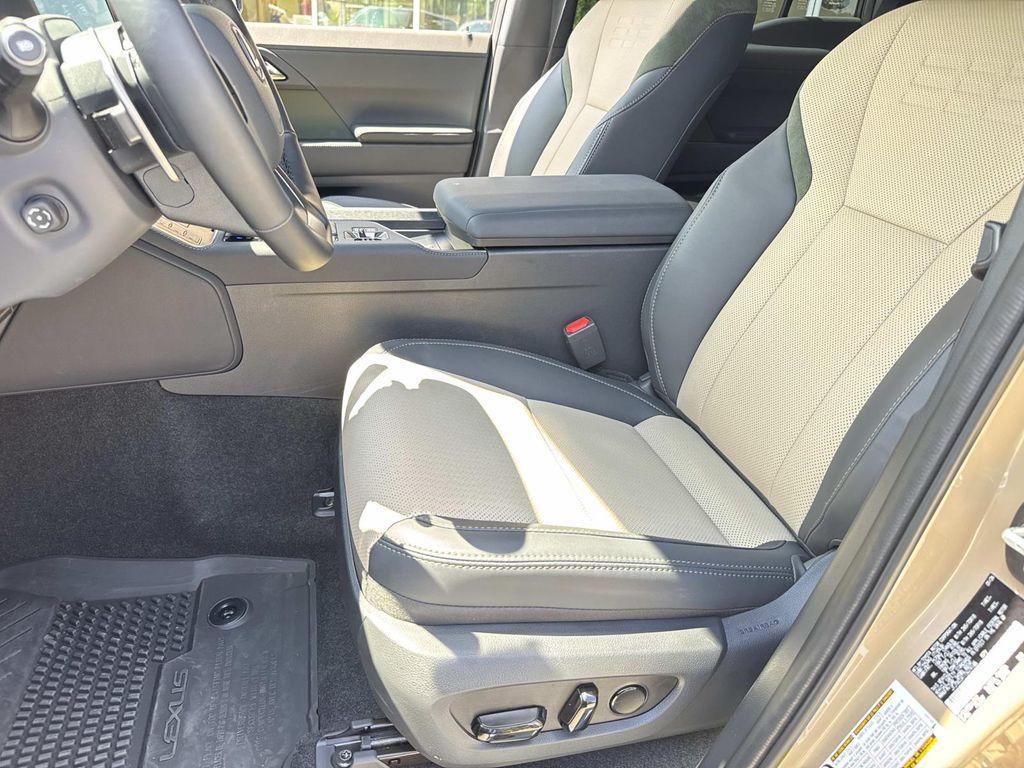 used 2026 Lexus GX 550 car, priced at $94,299
