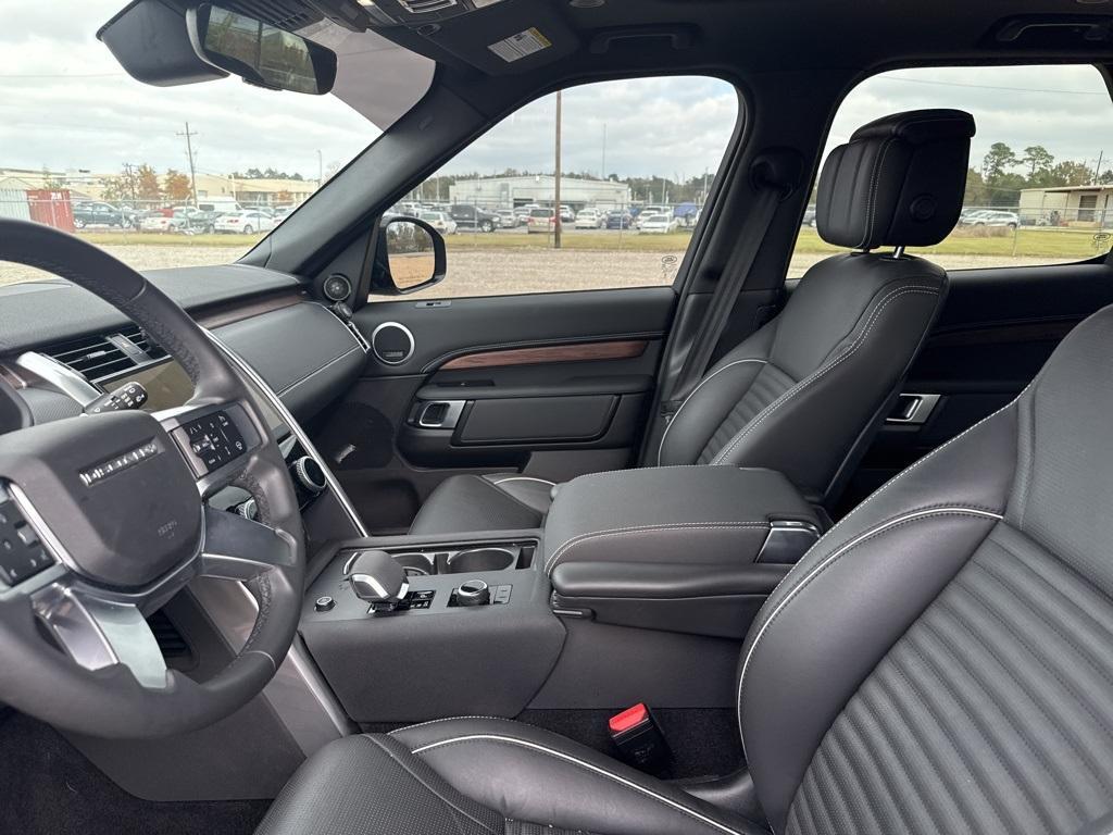 used 2024 Land Rover Discovery car, priced at $59,187
