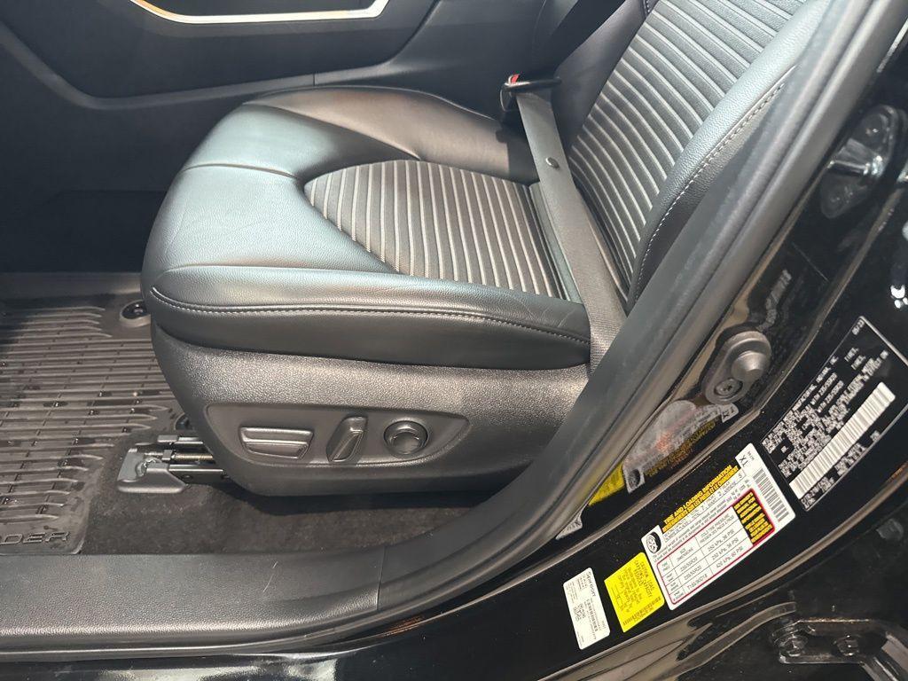 used 2023 Toyota Highlander car, priced at $42,495