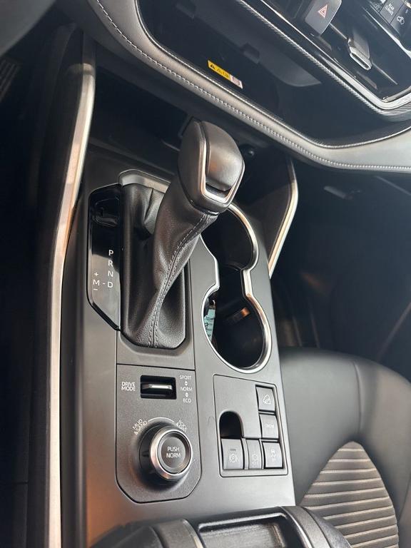 used 2023 Toyota Highlander car, priced at $42,495