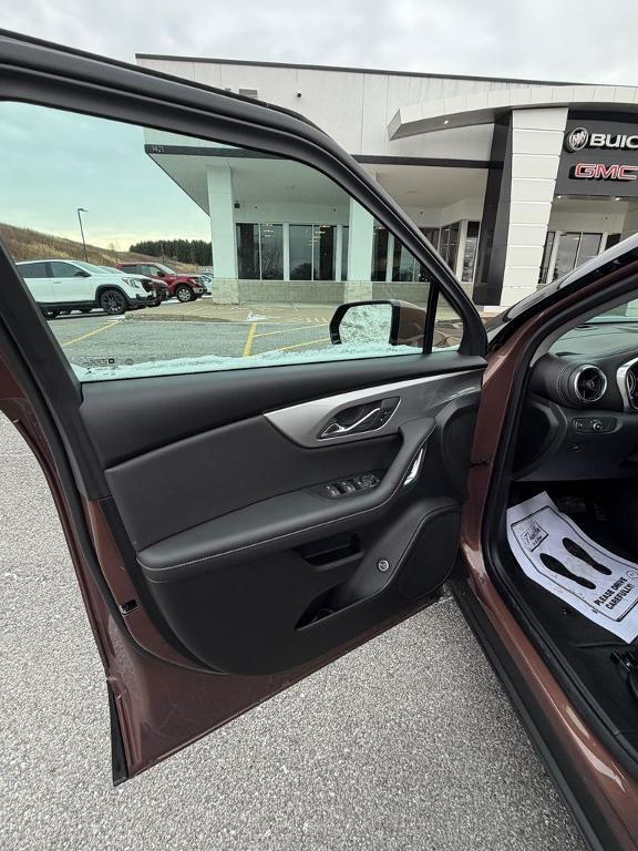 used 2023 Chevrolet Blazer car, priced at $30,499