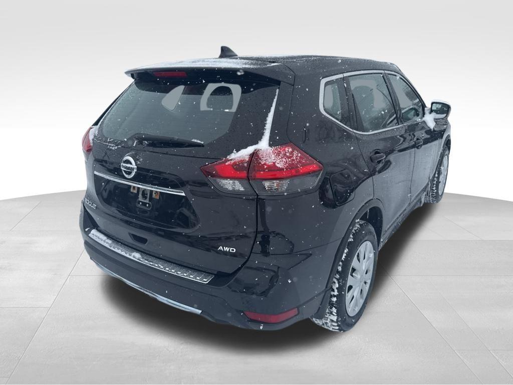 used 2017 Nissan Rogue car, priced at $11,495