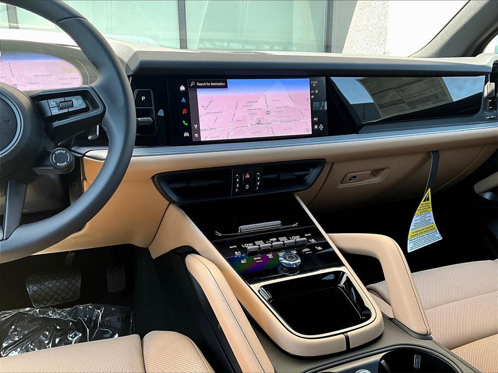 new 2025 Porsche Cayenne car, priced at $102,425