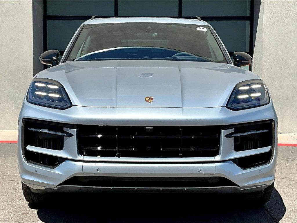 new 2025 Porsche Cayenne car, priced at $153,604