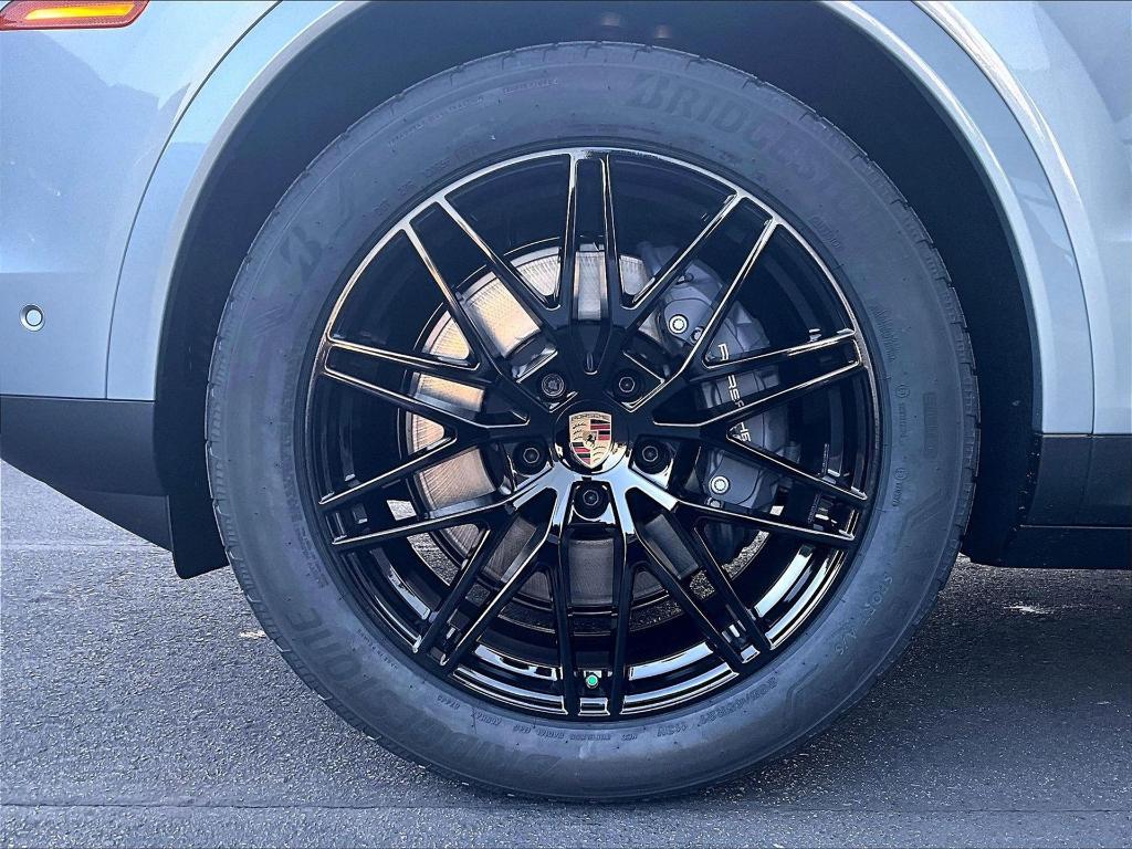 new 2026 Porsche Cayenne car, priced at $117,860