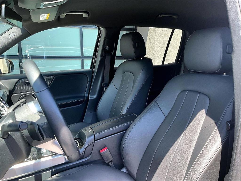 used 2025 Mercedes-Benz GLB 250 car, priced at $33,149