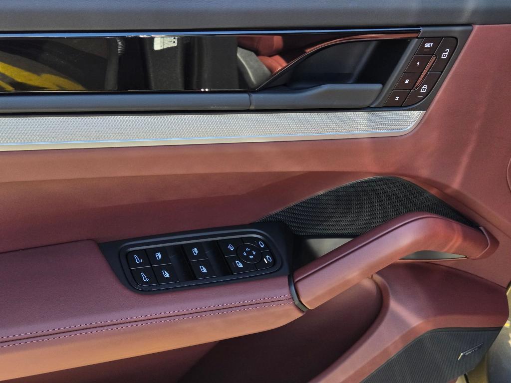 used 2025 Porsche Cayenne car, priced at $95,899