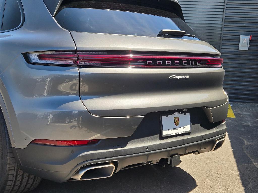 used 2025 Porsche Cayenne car, priced at $95,899