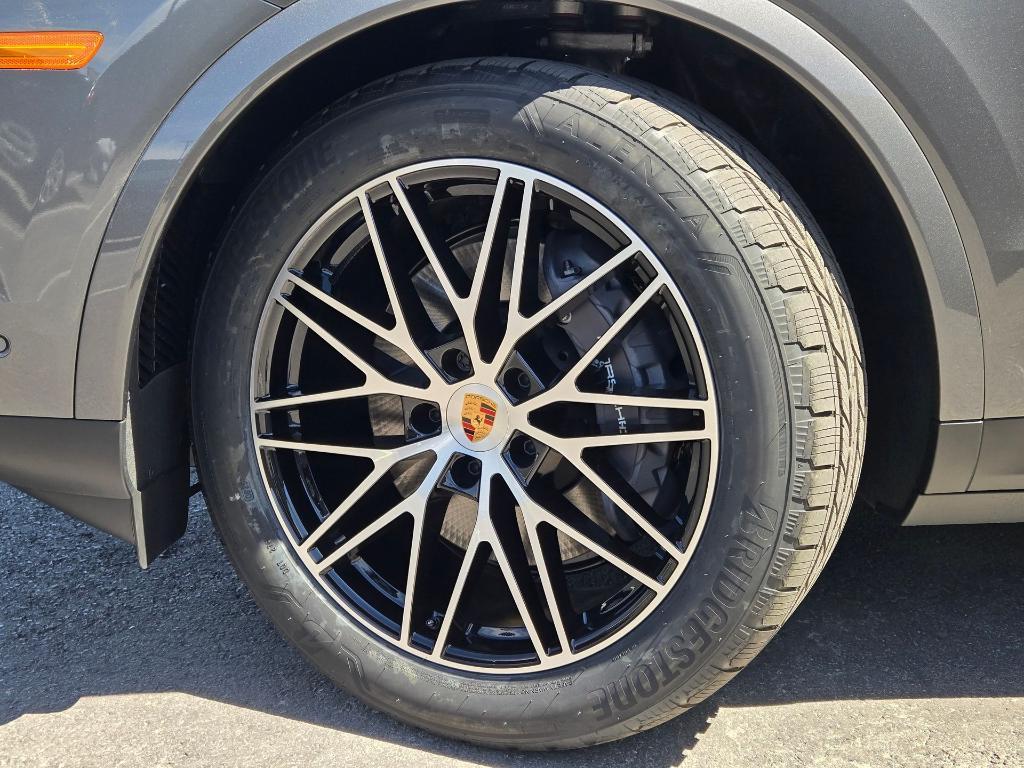 used 2025 Porsche Cayenne car, priced at $95,899
