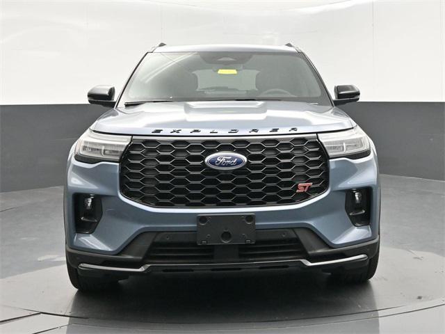 new 2025 Ford Explorer car, priced at $58,251