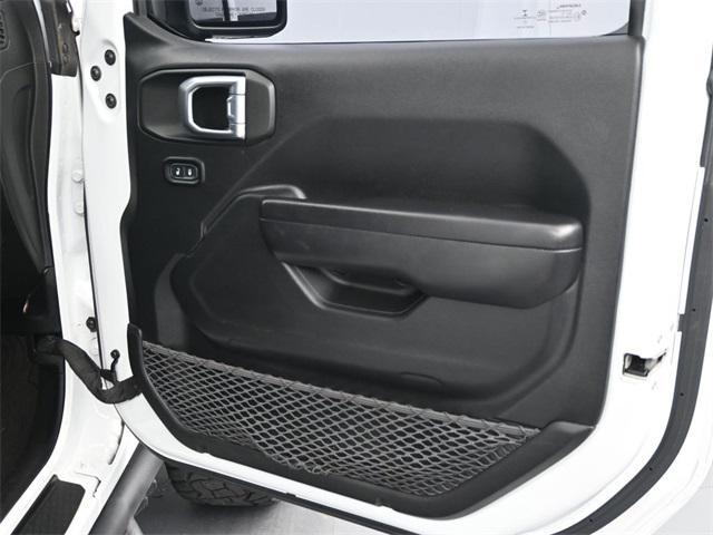 used 2021 Jeep Gladiator car, priced at $30,646