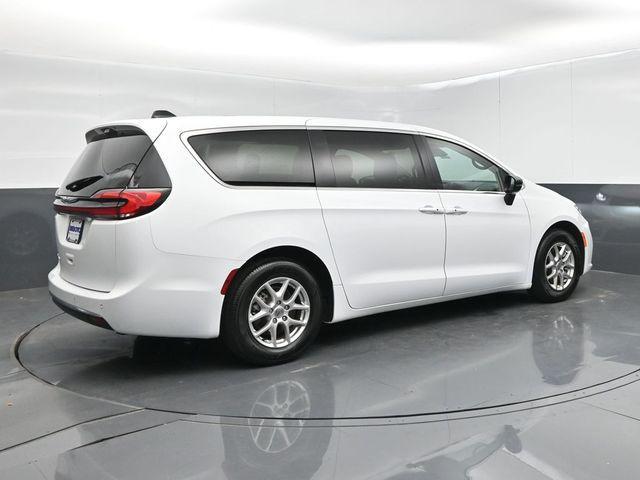 used 2024 Chrysler Pacifica car, priced at $28,779