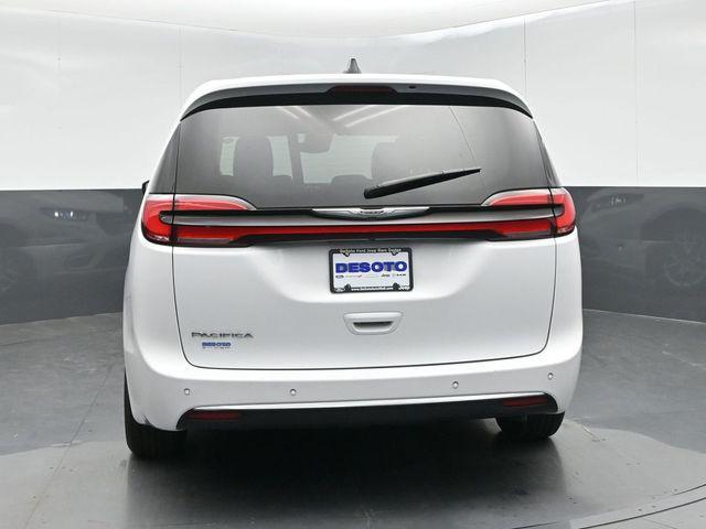 used 2024 Chrysler Pacifica car, priced at $28,779