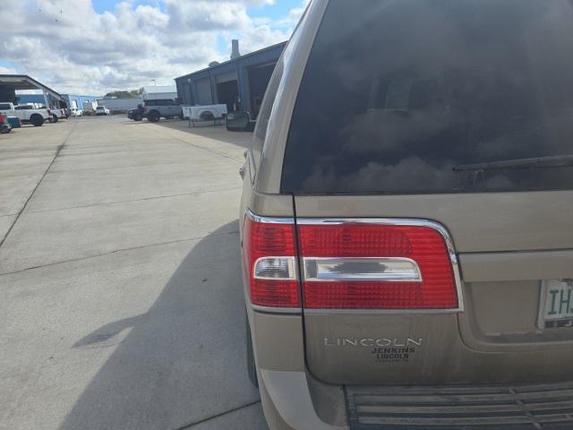 used 2014 Lincoln Navigator car, priced at $12,998