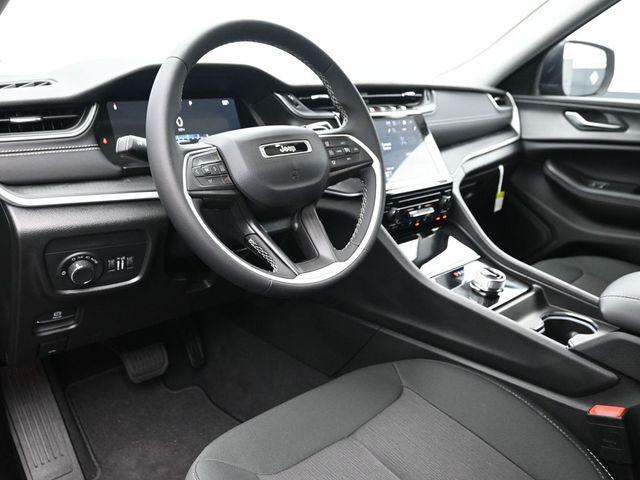 used 2024 Jeep Grand Cherokee car, priced at $32,906