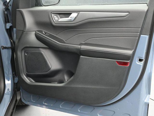 new 2026 Ford Escape PHEV car, priced at $28,777