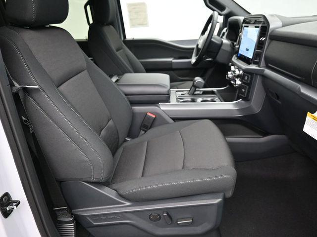 new 2025 Ford F-150 car, priced at $53,252