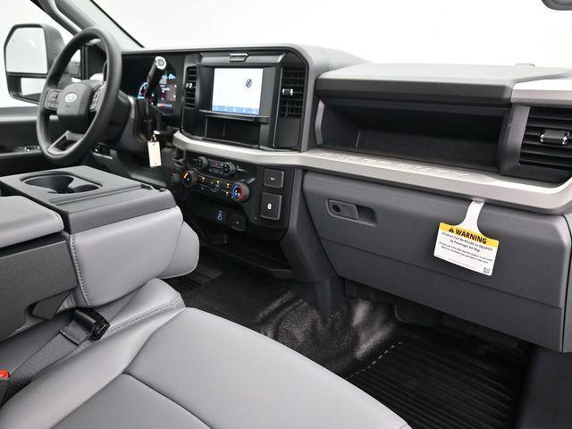 new 2025 Ford F-250 car, priced at $51,779