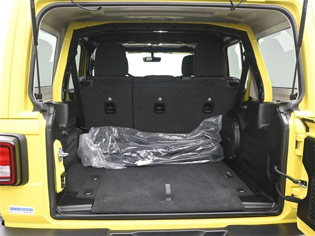 used 2022 Jeep Wrangler Unlimited car, priced at $34,554