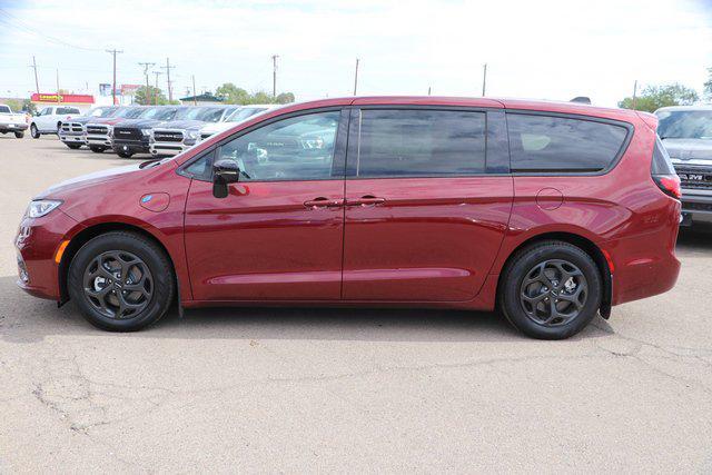 new 2023 Chrysler Pacifica Hybrid car, priced at $44,905