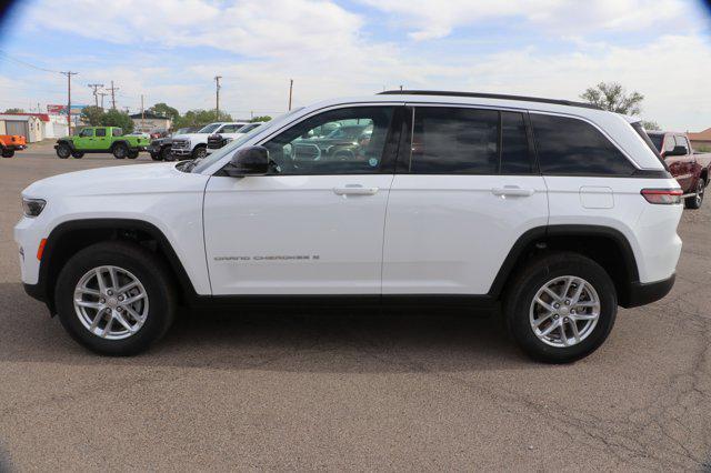 new 2026 Jeep Grand Cherokee car, priced at $41,785