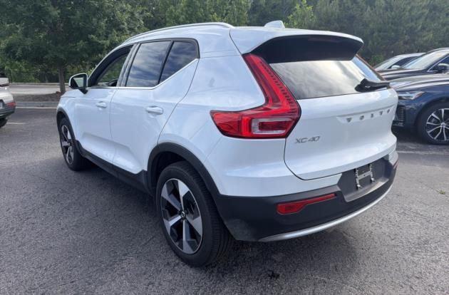used 2023 Volvo XC40 car, priced at $33,977
