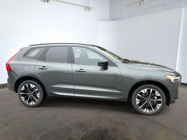 new 2026 Volvo XC60 car, priced at $58,235