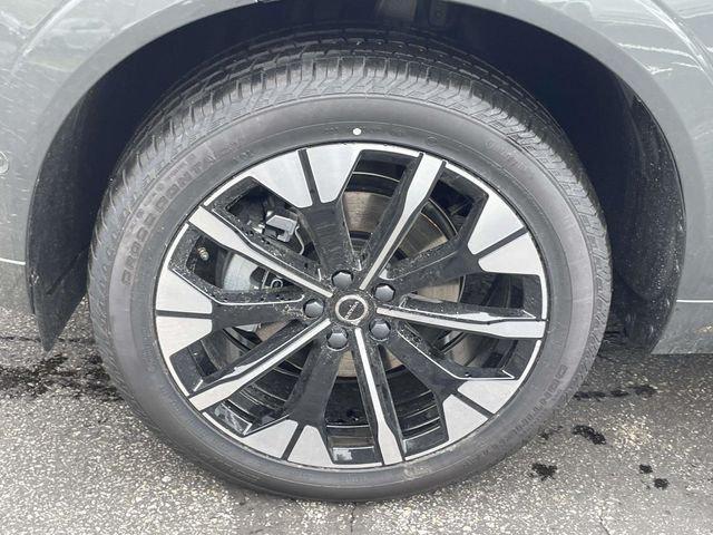 new 2026 Volvo XC60 car, priced at $58,235