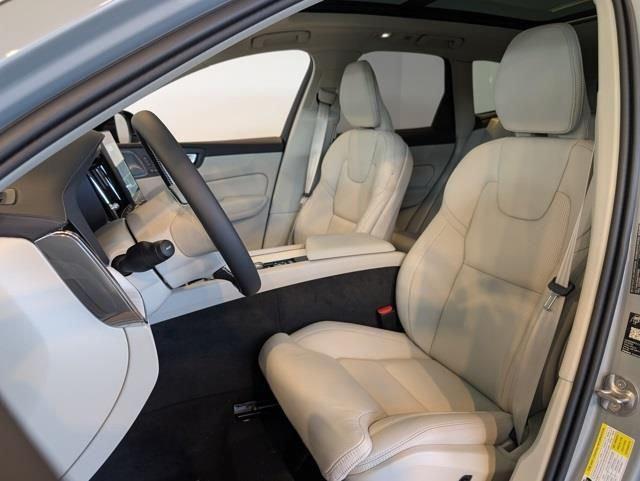 new 2026 Volvo XC60 car, priced at $63,935