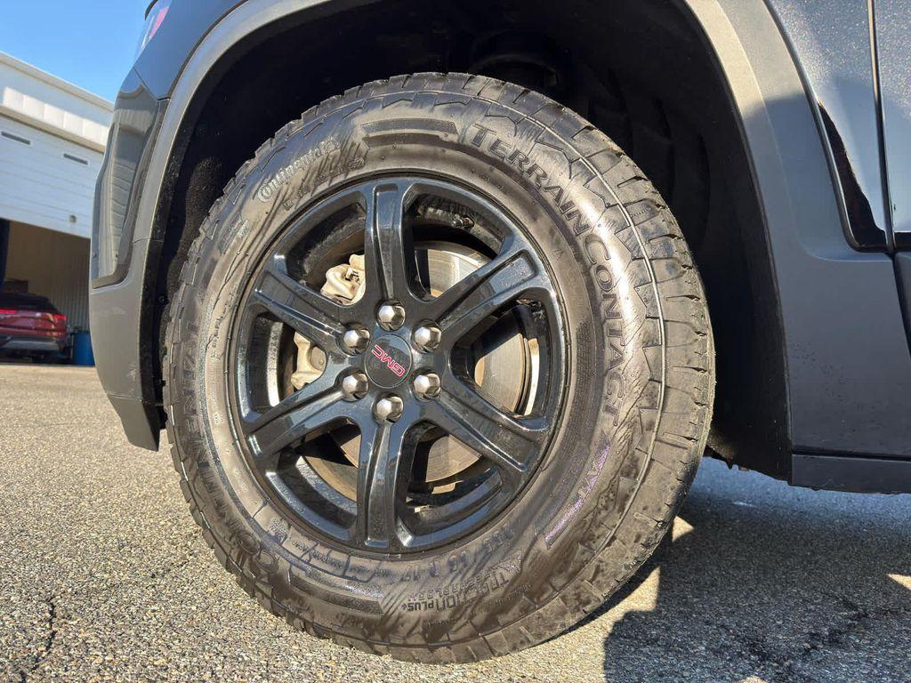 used 2023 GMC Acadia car, priced at $36,089