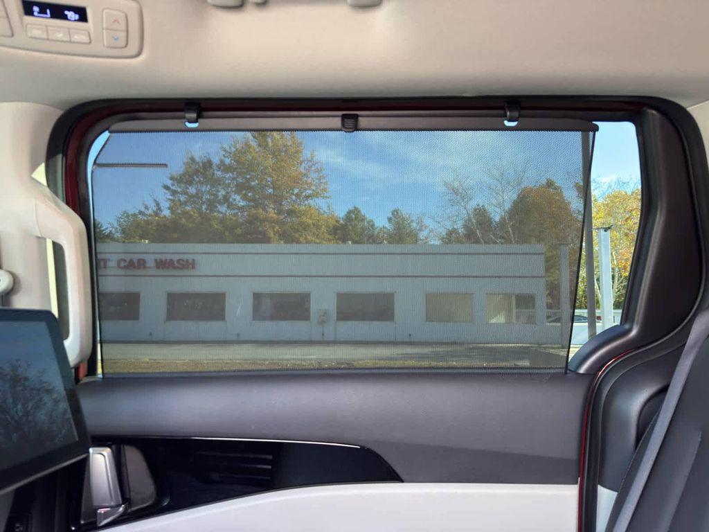 used 2024 Kia Carnival car, priced at $33,555