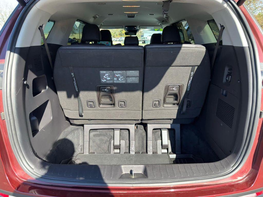 used 2024 Kia Carnival car, priced at $33,555