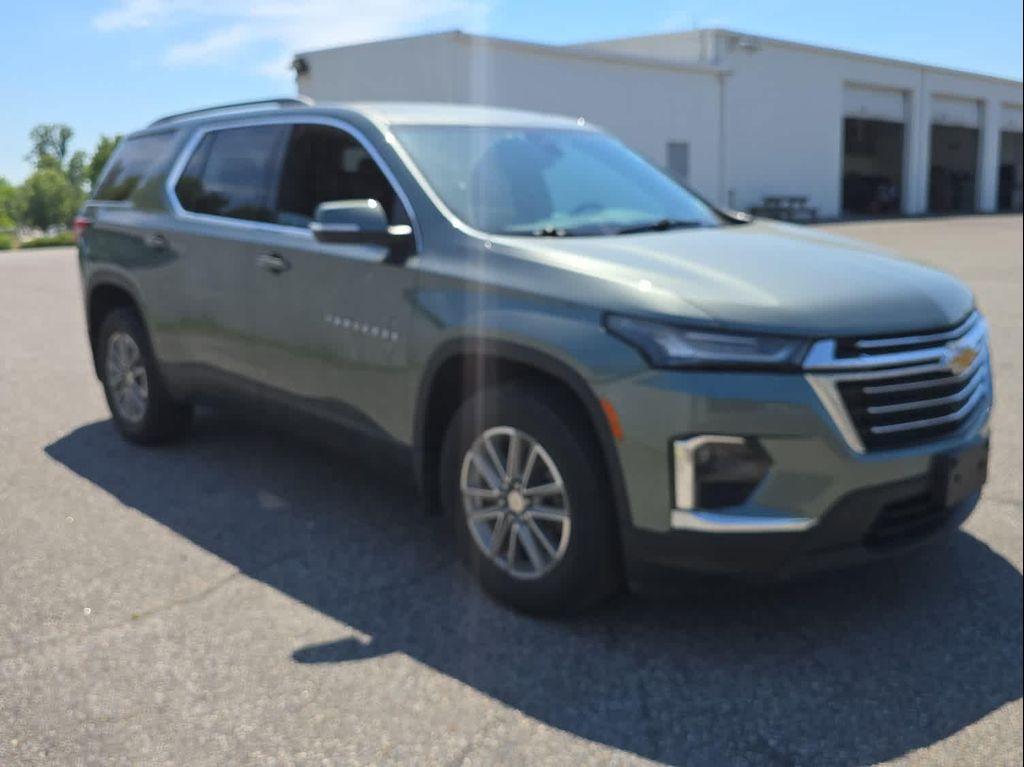 used 2023 Chevrolet Traverse car, priced at $32,289