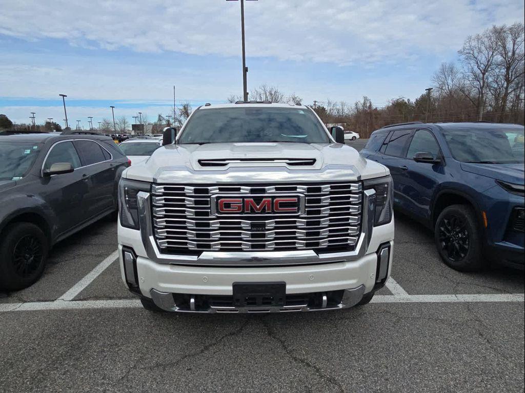 used 2024 GMC Sierra 2500 car, priced at $64,998