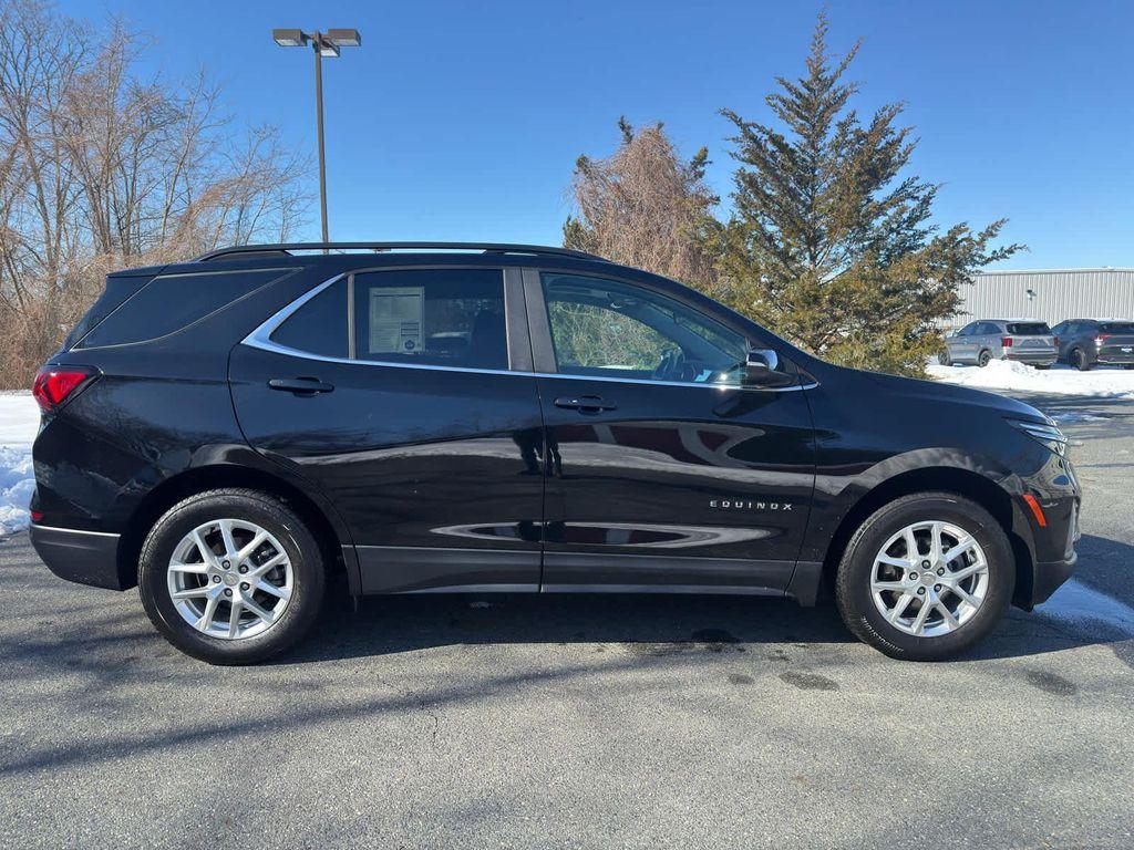 used 2022 Chevrolet Equinox car, priced at $22,995